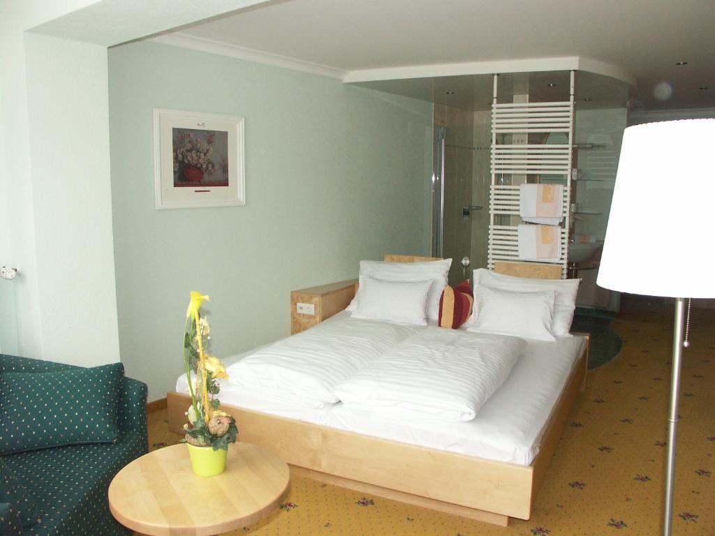 Hotel Alpina Nature-Wellness Wenns Habitación foto
